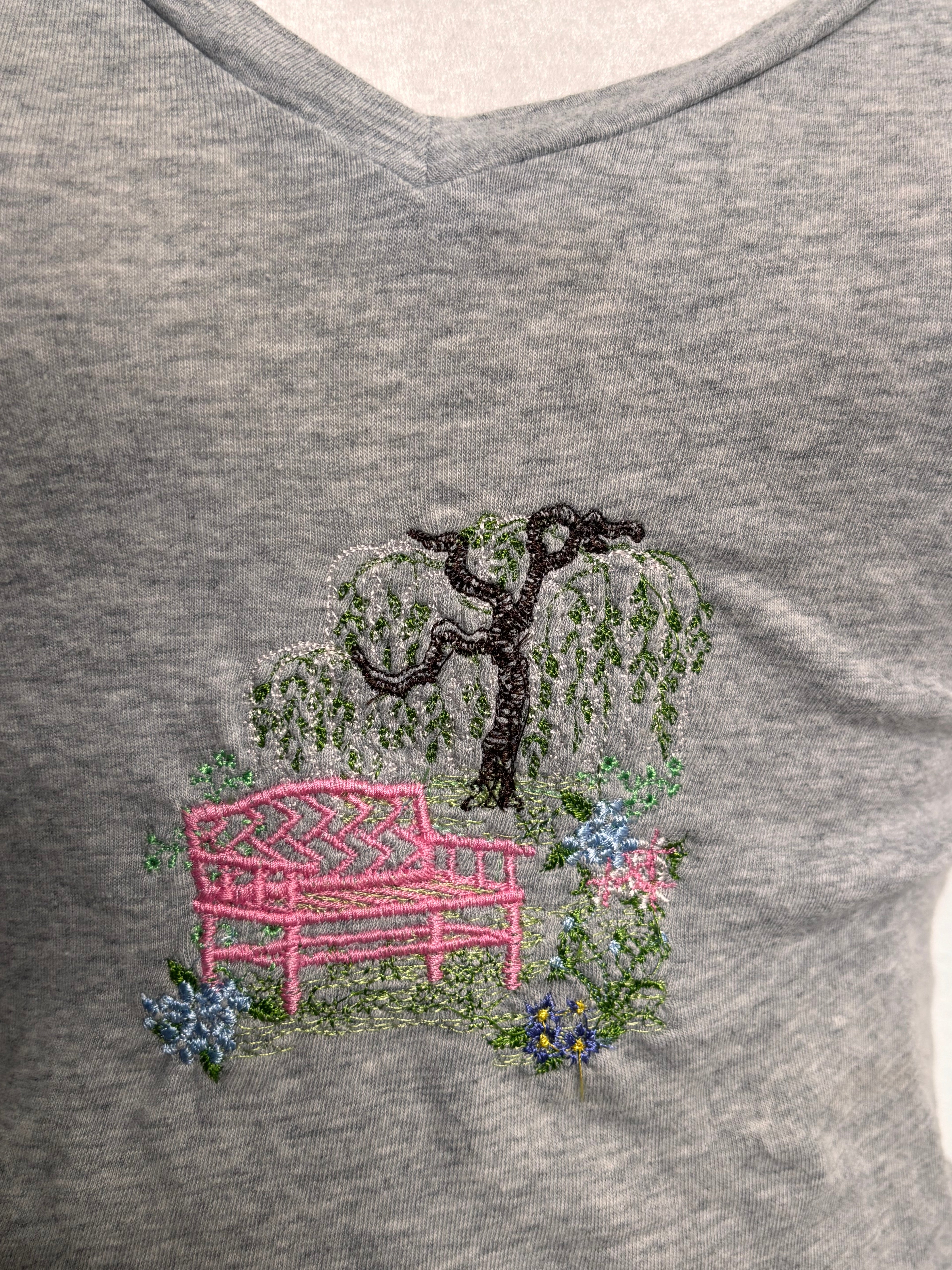 🌿🌷Secret Garden Embroidery Tee 🌷🌿